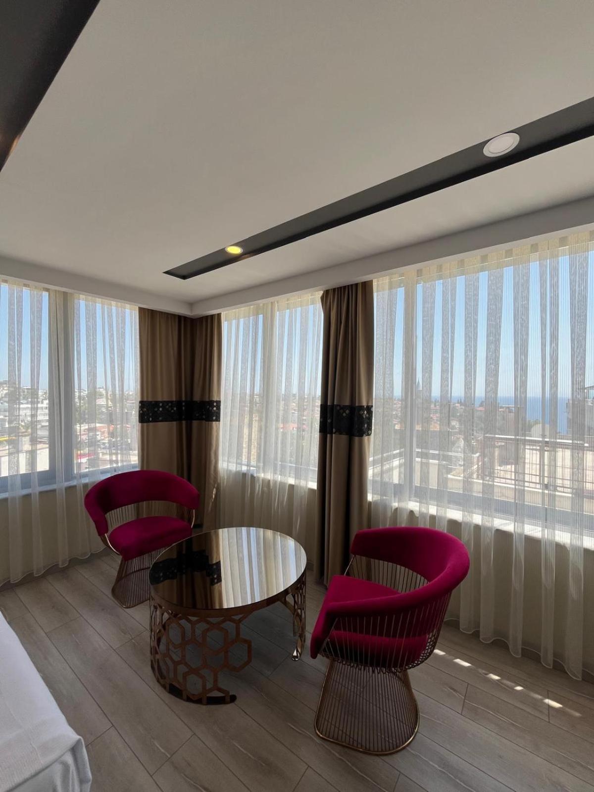 Golden Lux Hotel Antalya Kültér fotó