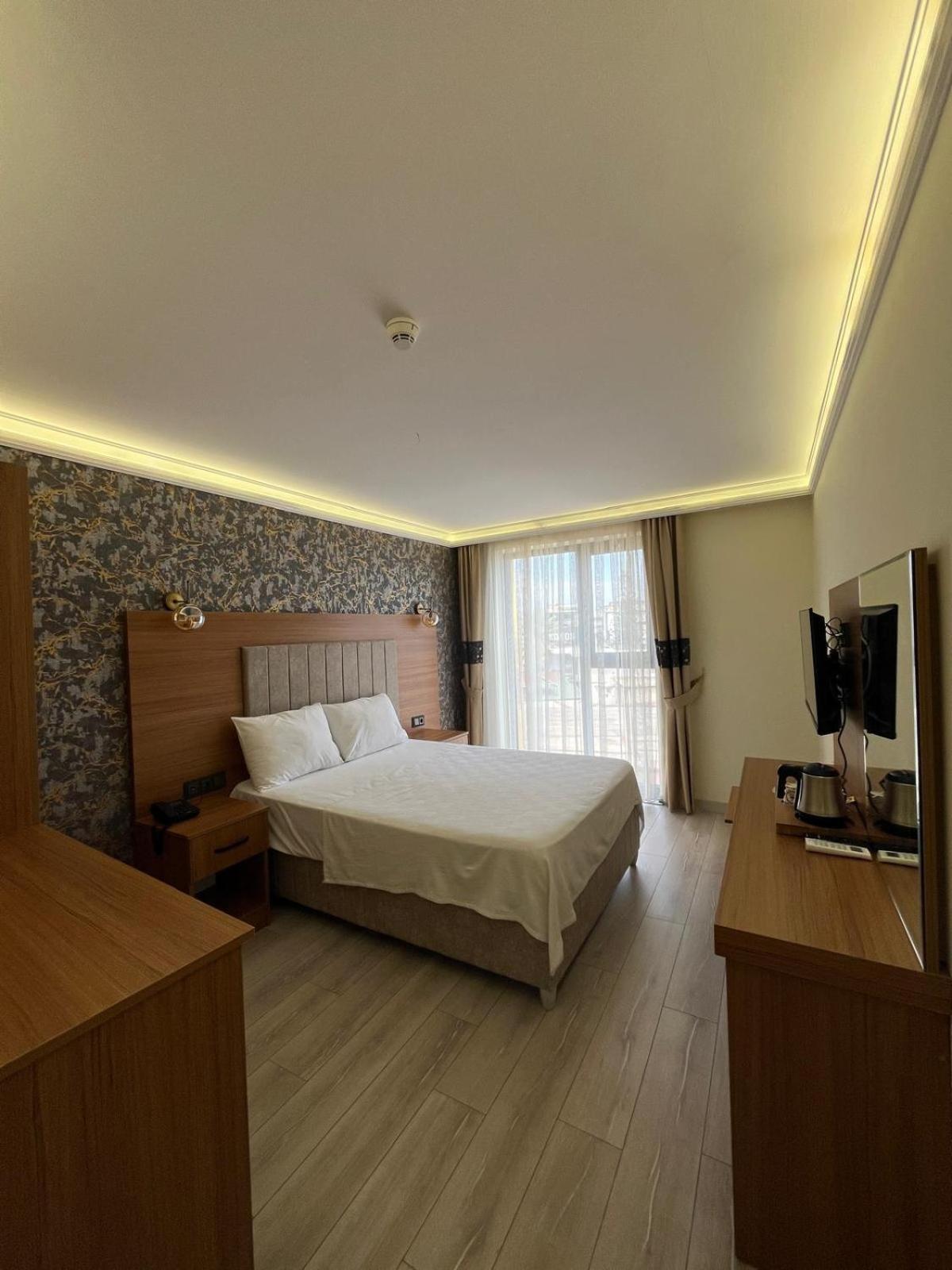 Golden Lux Hotel Antalya Kültér fotó