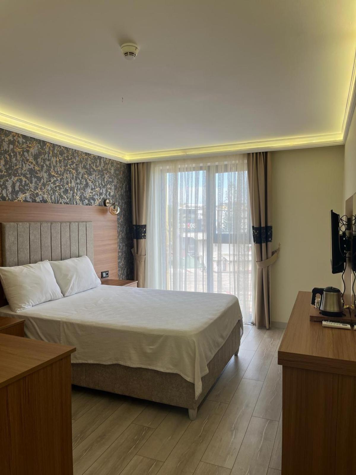 Golden Lux Hotel Antalya Kültér fotó