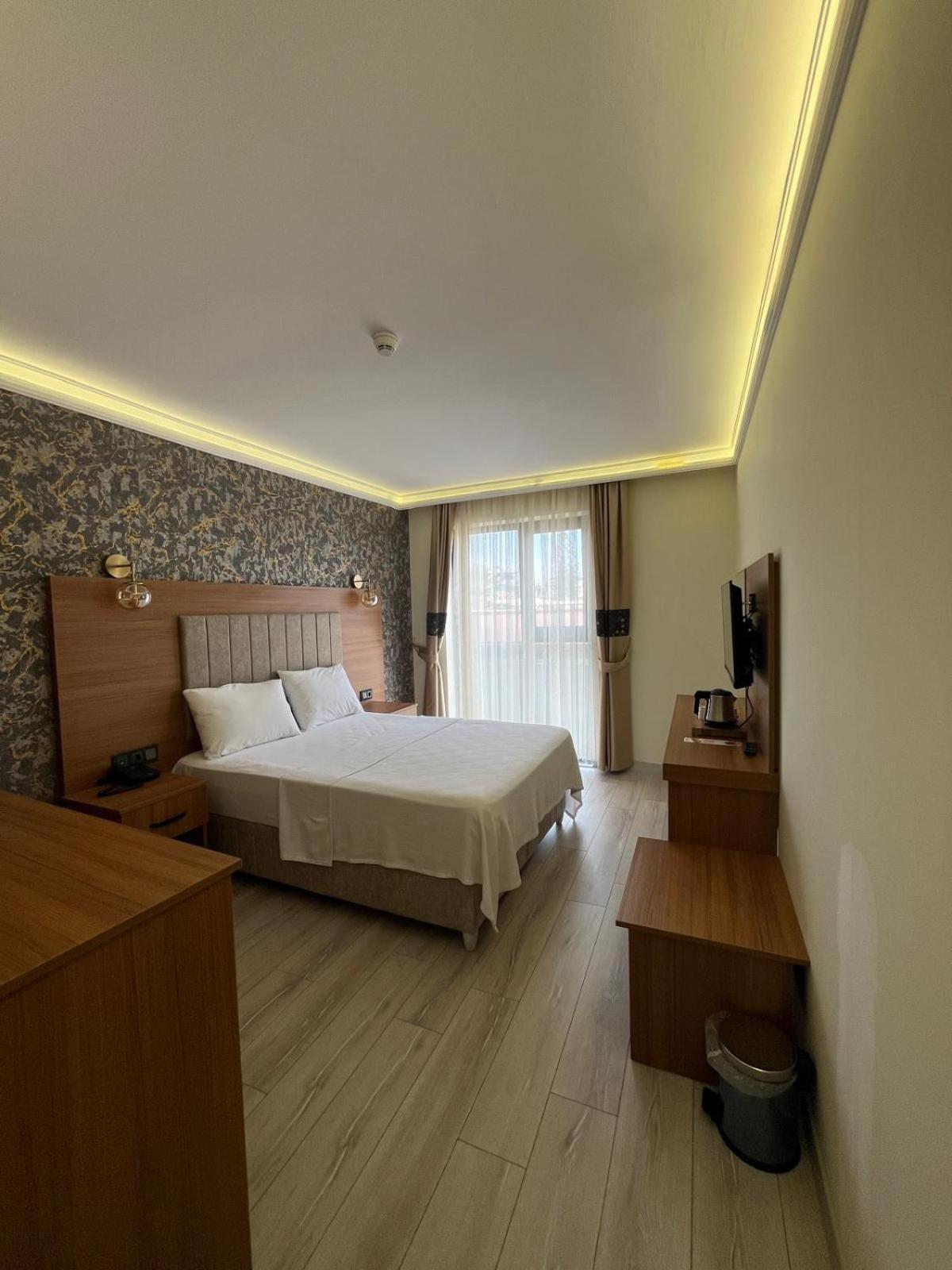Golden Lux Hotel Antalya Kültér fotó